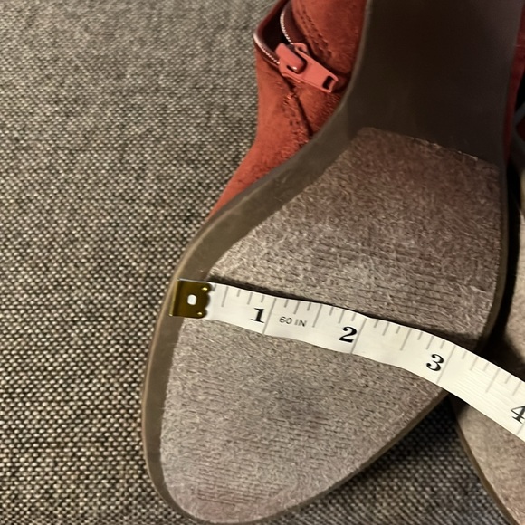 City Classified rust colored ankle boots, size 8. - Picture 12 of 13